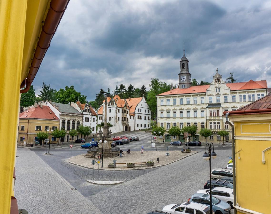 Penzion Růže Benesov nad Ploucnici Esterno foto